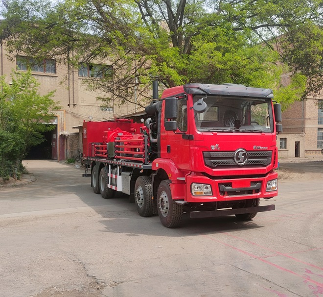 LTJ5252TYL70型壓裂車圖片