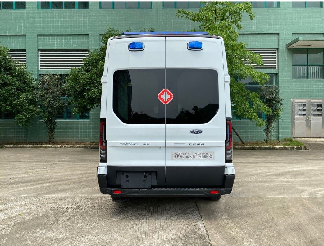埃若德牌ARD5044XJH-J6救護(hù)車公告圖片
