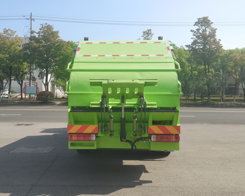 耶律潔牌SWT5180ZYSBEV純電動壓縮式垃圾車公告圖片