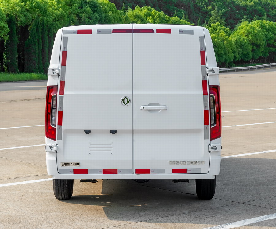 東風(fēng)牌DFA5030XXYVLBEVB純電動廂式運(yùn)輸車公告圖片
