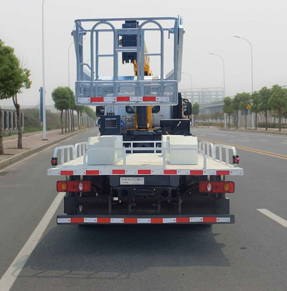 長(zhǎng)興德龍牌ZZZ5046JGKEQ6高空作業(yè)車公告圖片