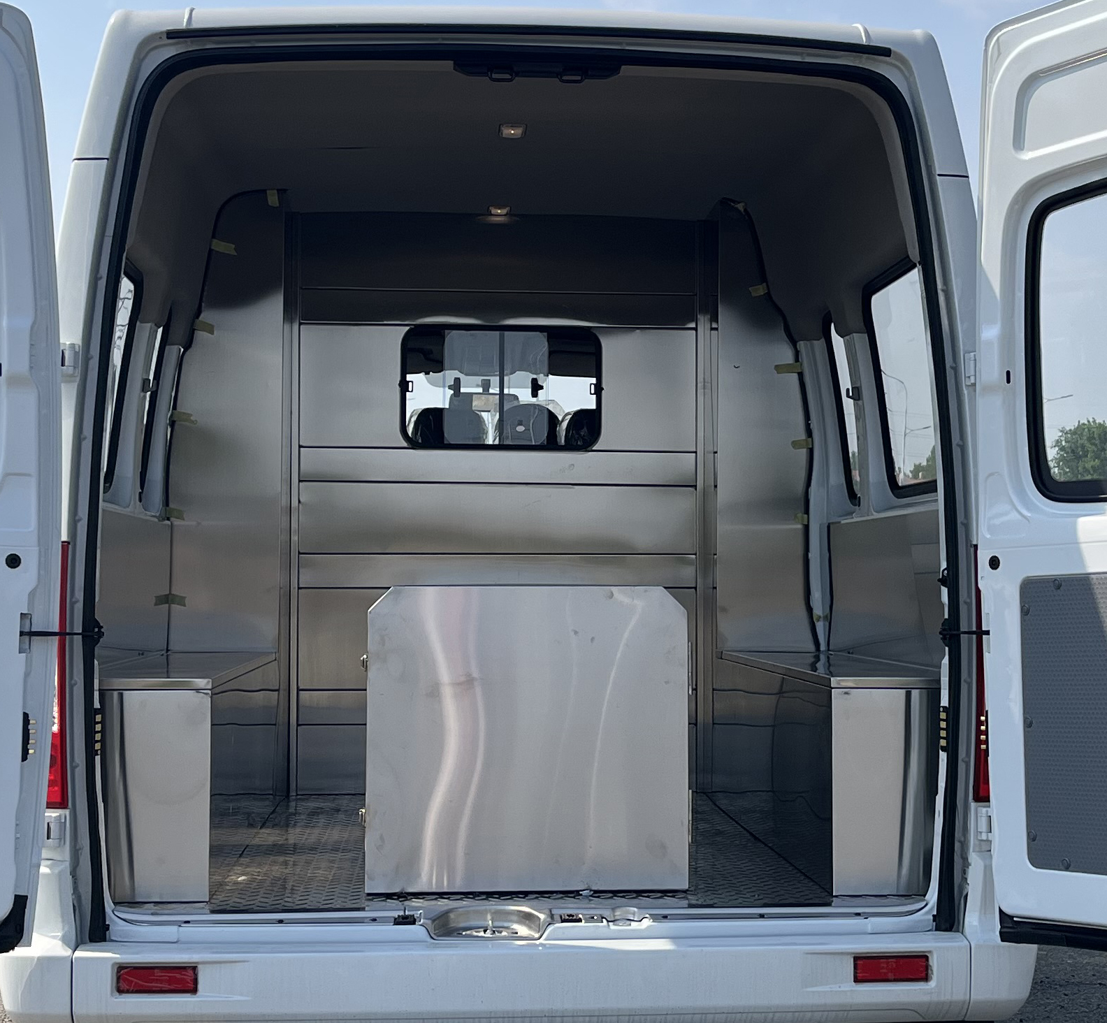 鄖凱牌EYK5041XBYSD殯儀車公告圖片