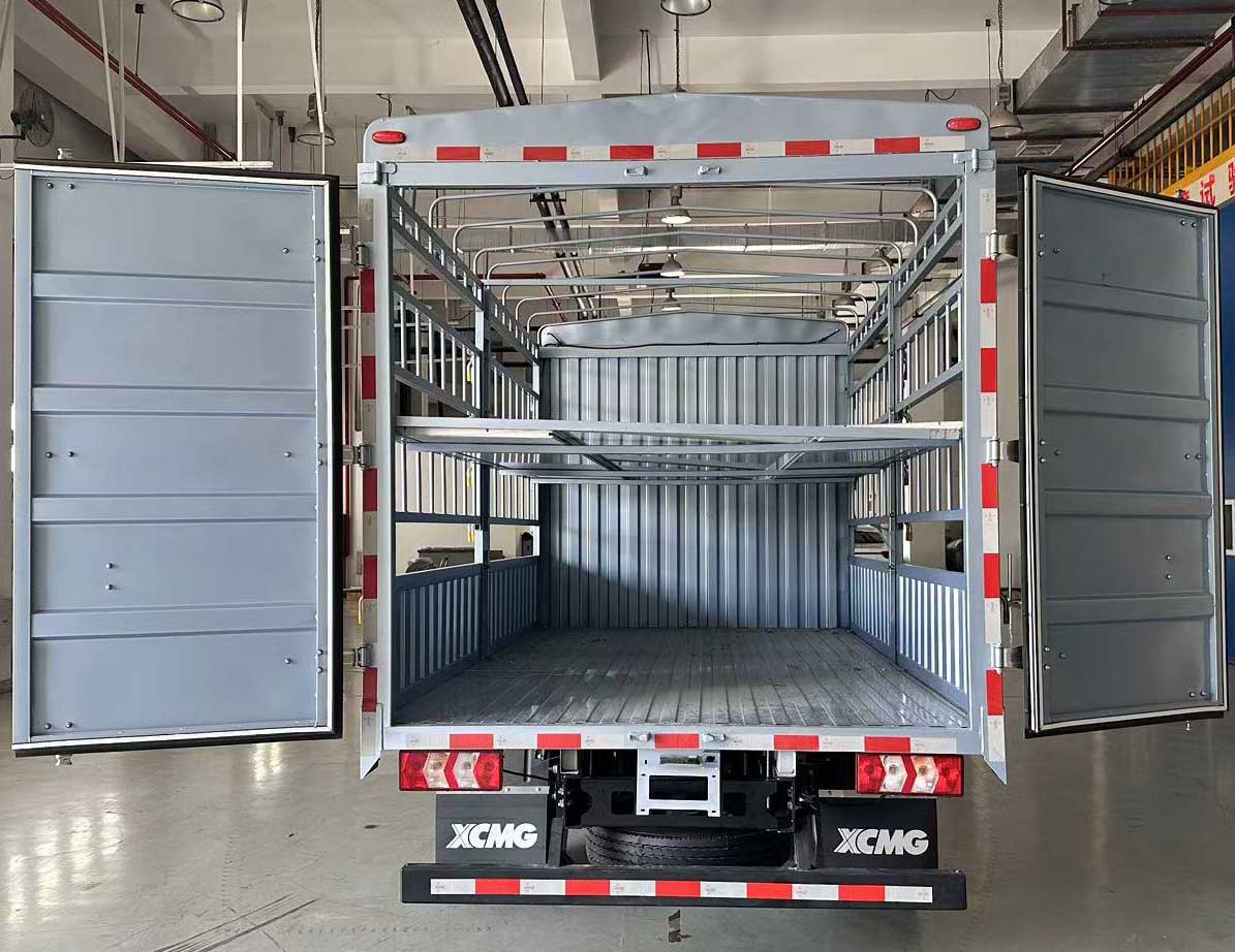 徐工牌XGA5048CCYBEVEA純電動(dòng)倉柵式運(yùn)輸車公告圖片