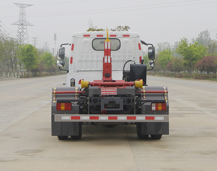 凱力風(fēng)牌KLF5045ZXXBEV純電動(dòng)車廂可卸式垃圾車公告圖片