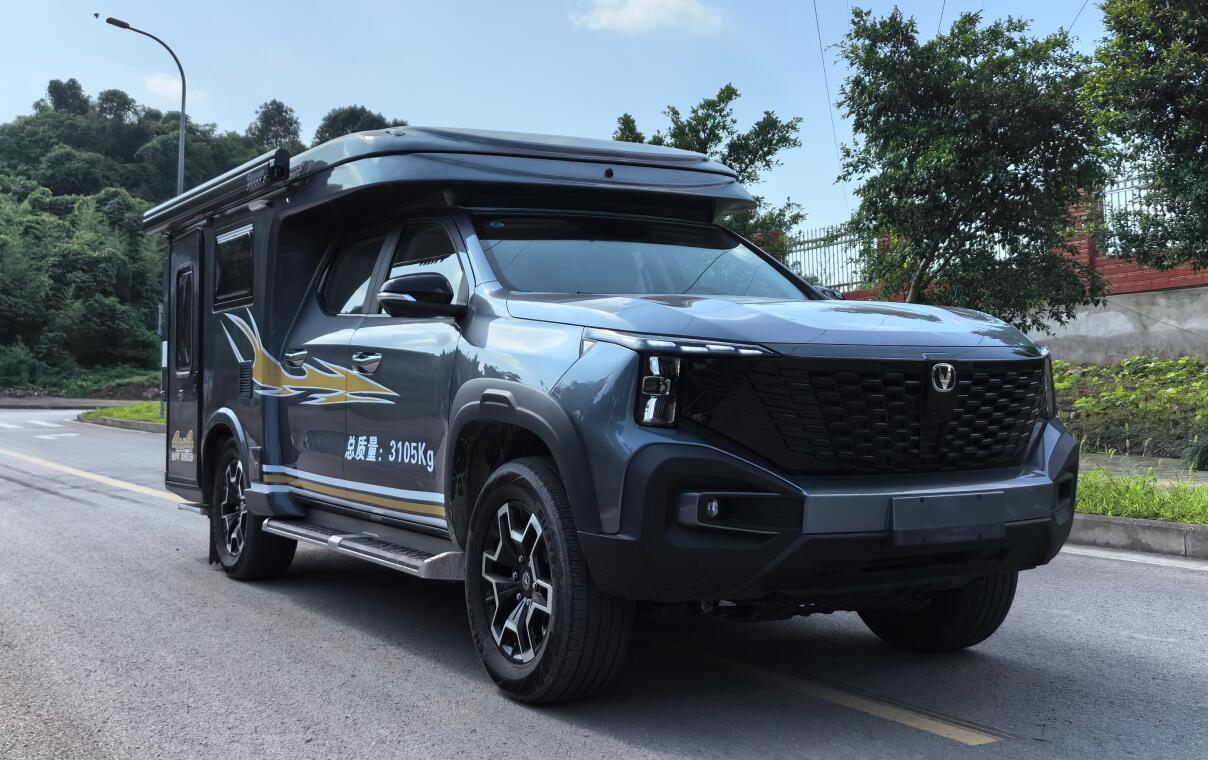 CCD5035XLJ6HEV型插電式增程混合動力旅居車圖片