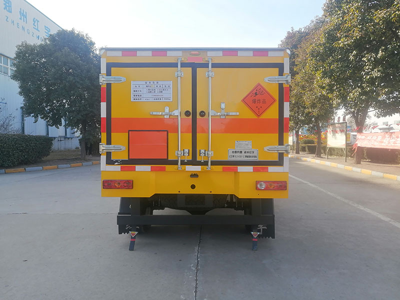 紅宇牌HYJ5040XQY-BJ1爆破器材運(yùn)輸車公告圖片