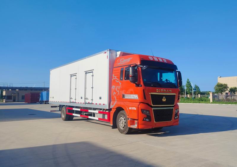汕德卡牌ZZ5186XLCN711HF1冷藏車