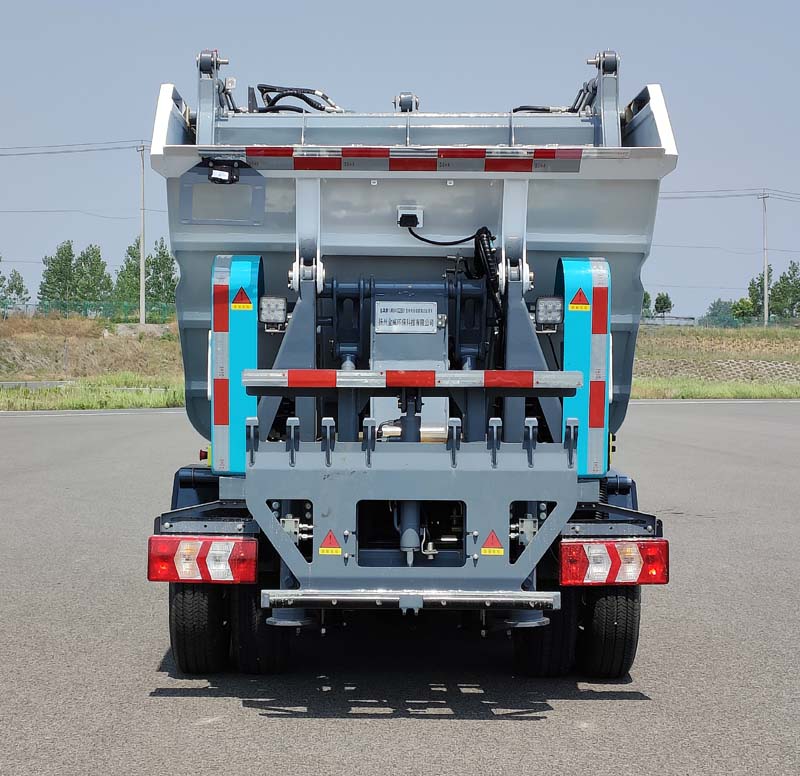 金驫牌YJW5041ZZZBEV純電動(dòng)自裝卸式垃圾車公告圖片