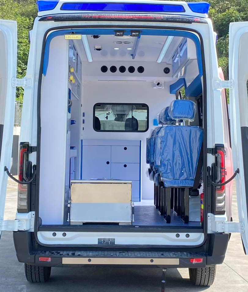 春風(fēng)貴客牌GKQ5049XJHT8救護(hù)車公告圖片