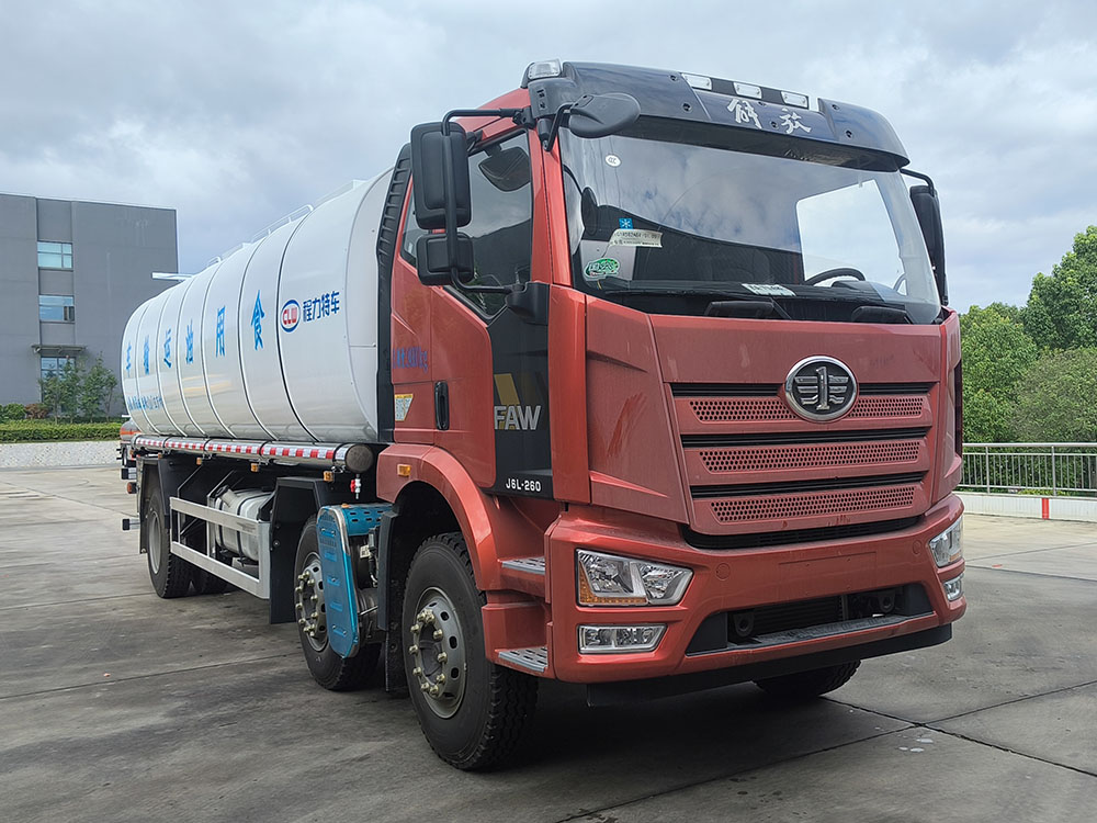 程力牌CL5250GSY6BWN食用油運(yùn)輸車