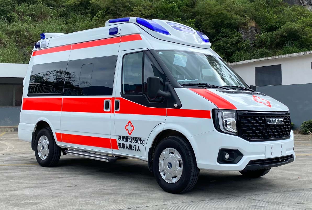 GKQ5045XJHT7型救護(hù)車圖片