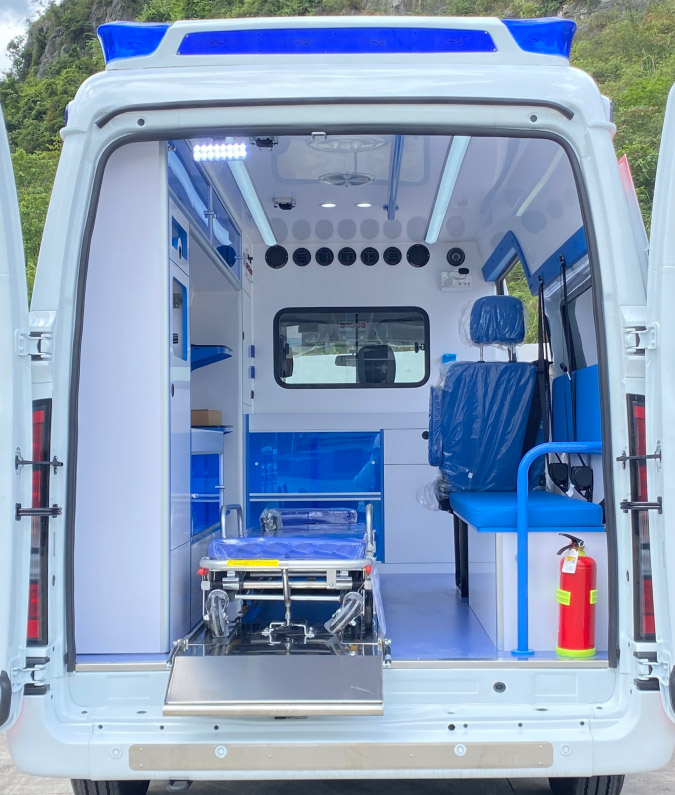 春風貴客牌GKQ5045XJHT7救護車公告圖片