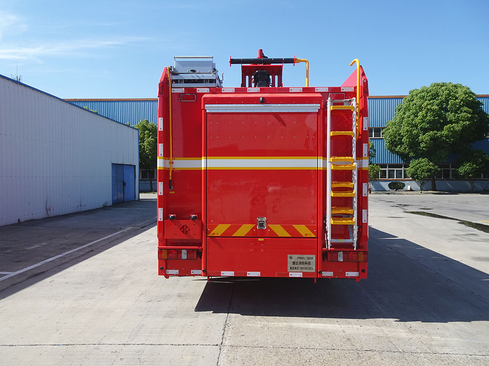 捷達(dá)消防牌SJD5193GXFPM80/SDA泡沫消防車公告圖片