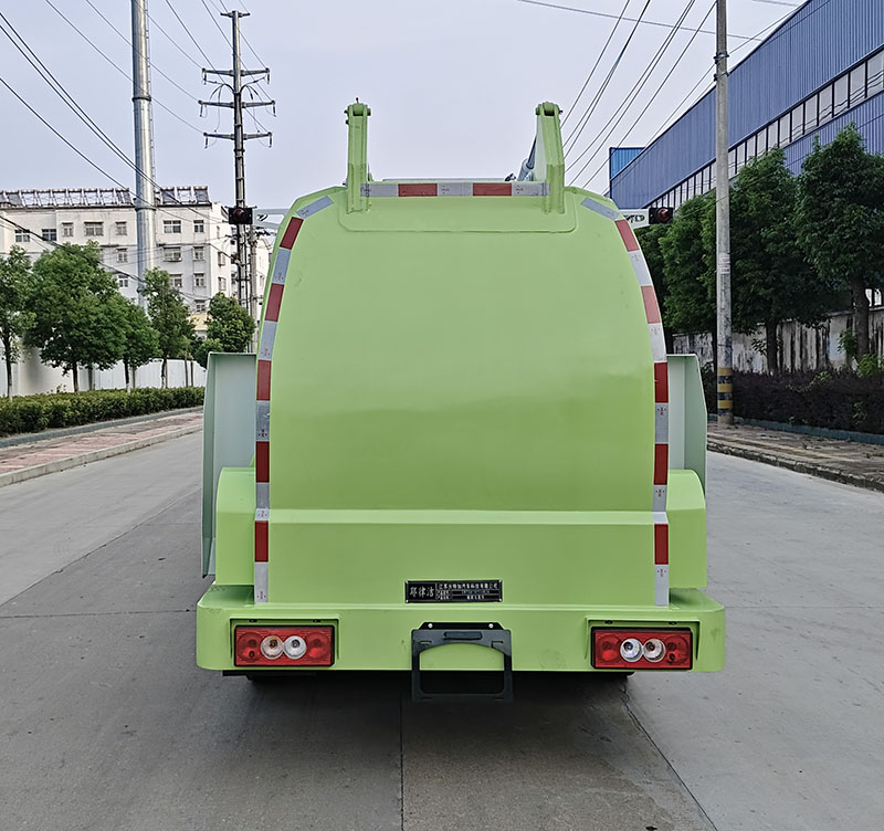 耶律潔牌SWT5070TCABJ6餐廚垃圾車公告圖片