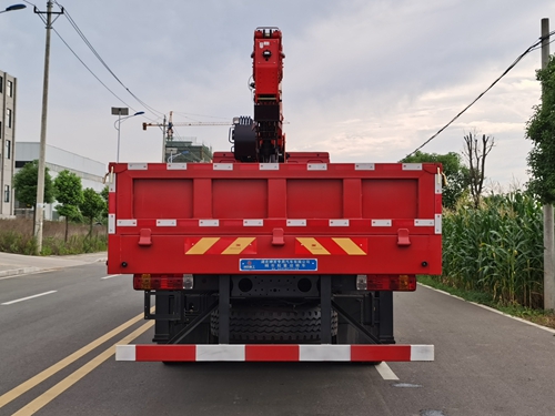 神百重工牌ABC5250JSQLZ6隨車起重運(yùn)輸車公告圖片