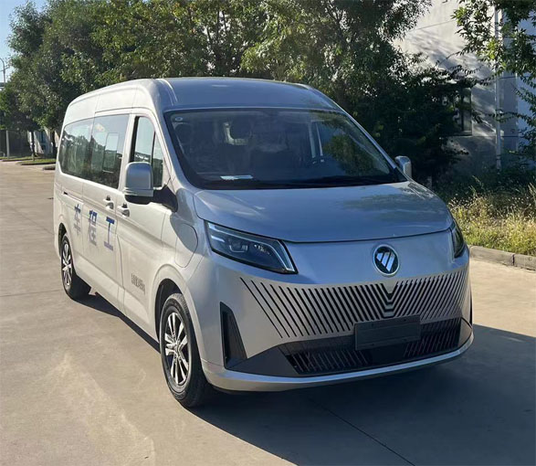 福田牌BJ5032XGCEV1純電動工程車