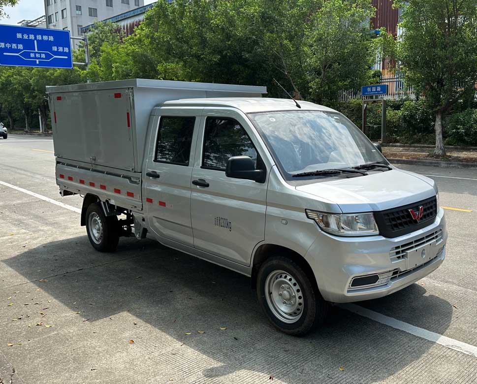 智躍牌LPL5028XSHEQU售貨車