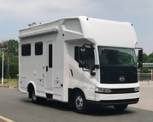 程力牌CL5061XLJHEV插電式增程混合動(dòng)力旅居車(chē)