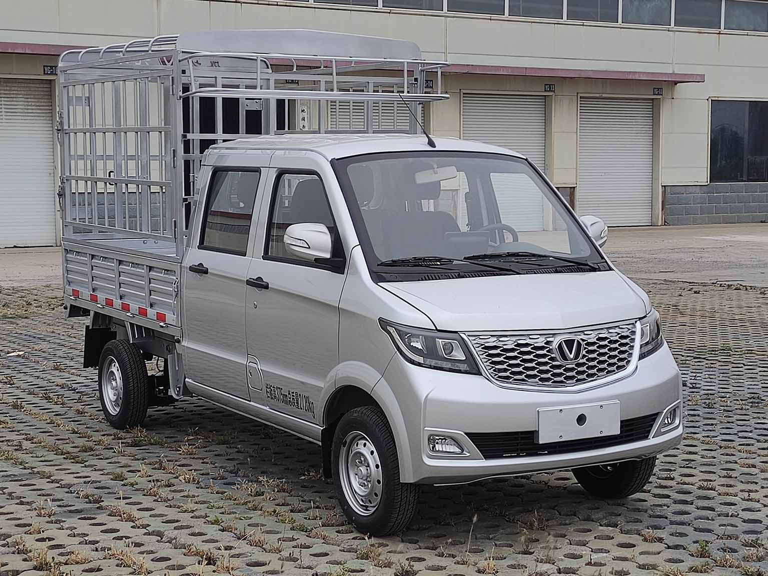 太行成功牌SCH5025CCYSC6倉(cāng)柵式運(yùn)輸車公告圖片