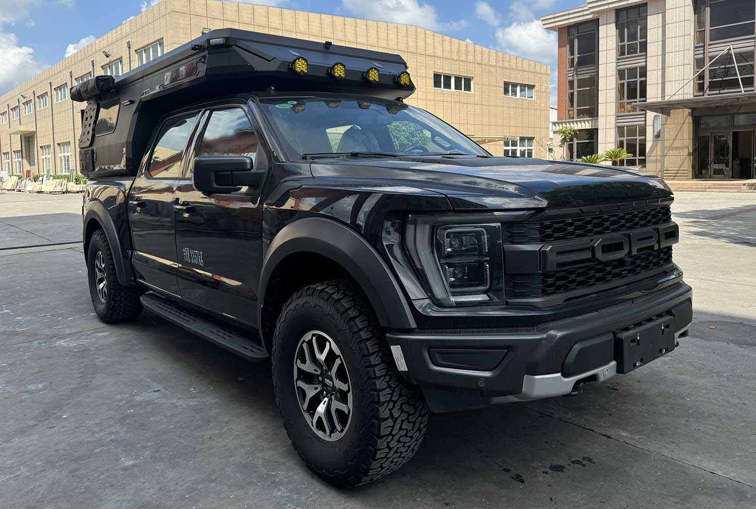 FHA5033XLJ型旅居車圖片