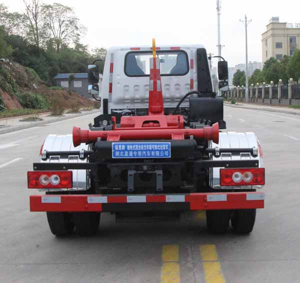 縱昂牌CLT5040ZXXBJPHEV插電式混合動(dòng)力車廂可卸式垃圾車公告圖片