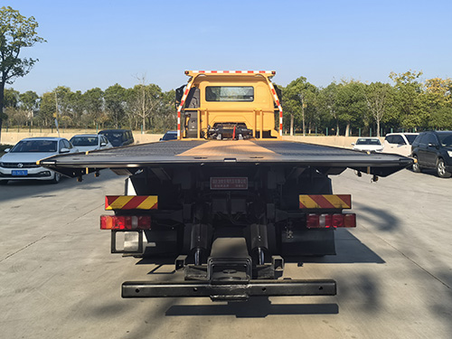 龍牧雙星牌LMX5330TQZZZ6清障車公告圖片