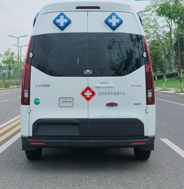 愛(ài)普康牌APK5040XJH2401GL救護(hù)車公告圖片