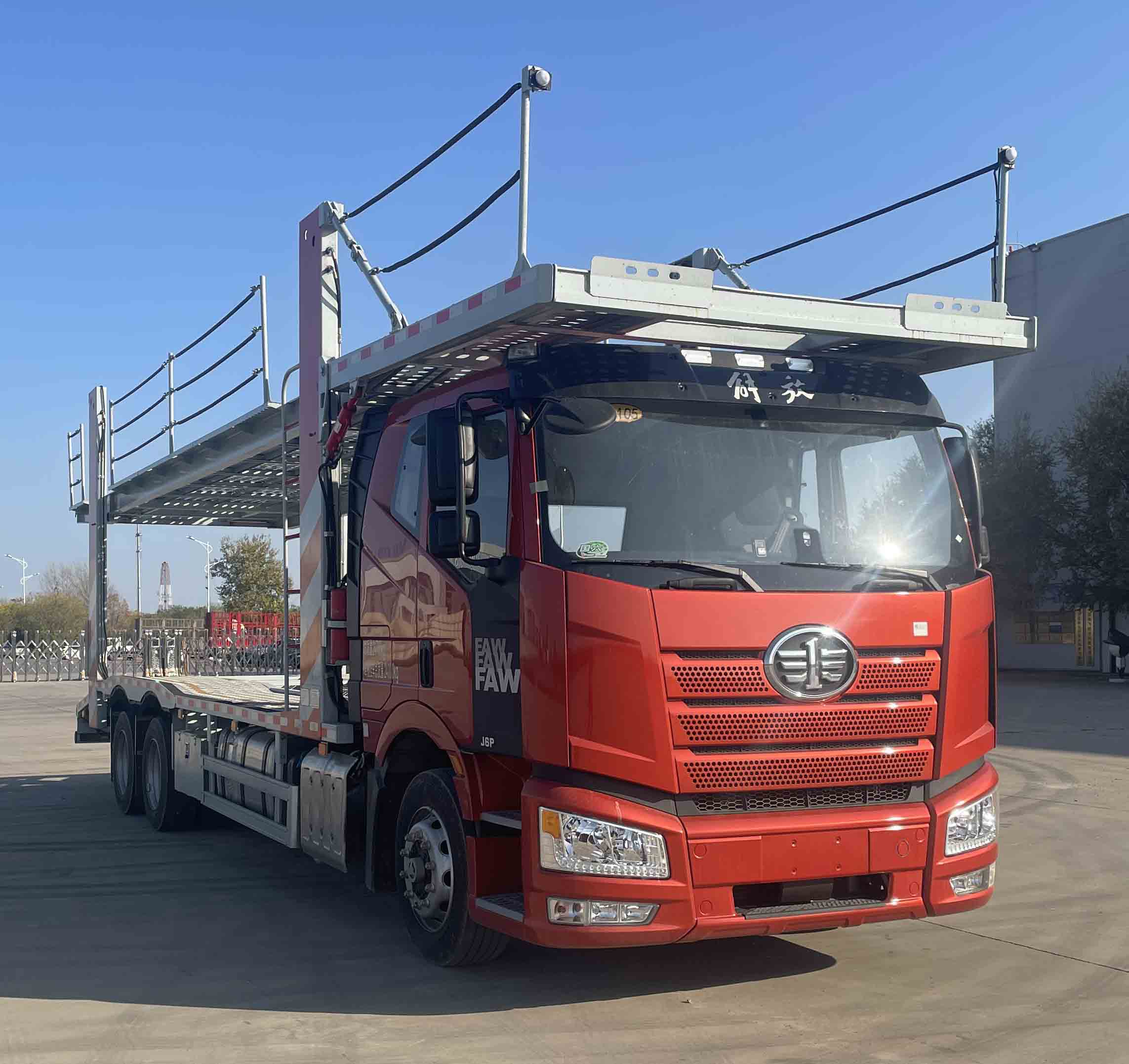 JTM5259TCL型車輛運(yùn)輸車圖片