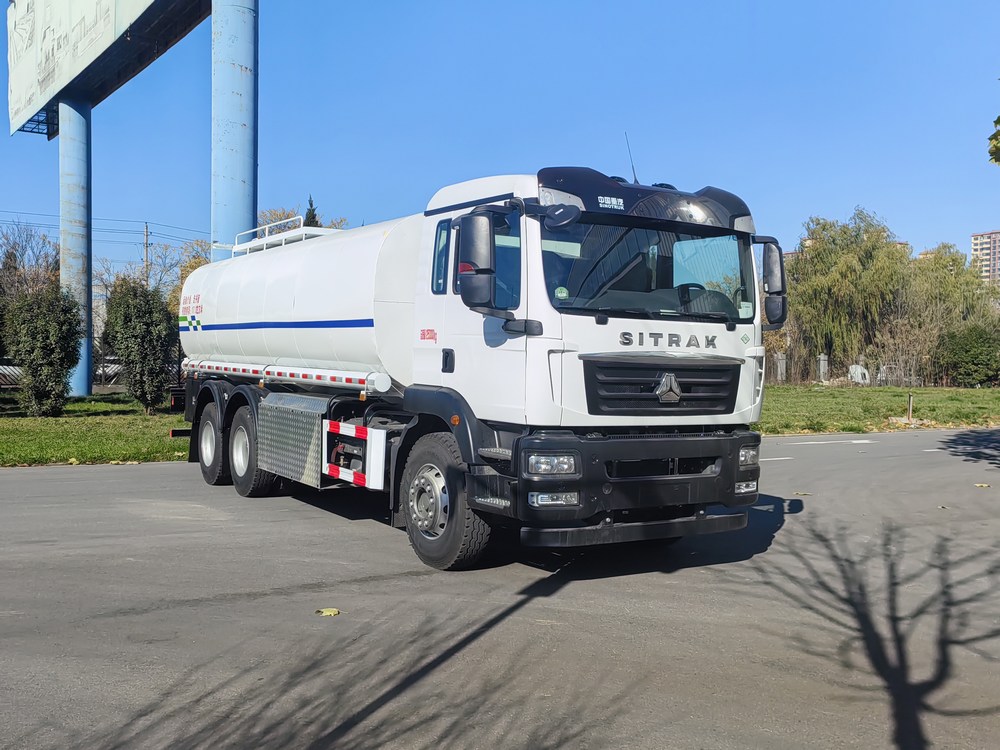 巨錚牌BCD5256GPGZZ6普通液體運(yùn)輸車