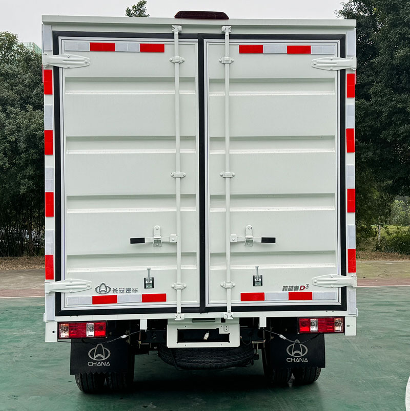 長安牌CKS5032XXYD3BD6B2廂式運輸車公告圖片