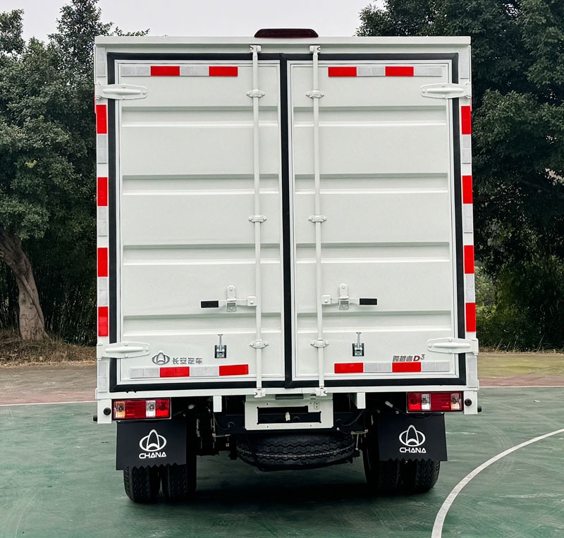 長(zhǎng)安牌CKS5032XXYD3FD6B2廂式運(yùn)輸車公告圖片