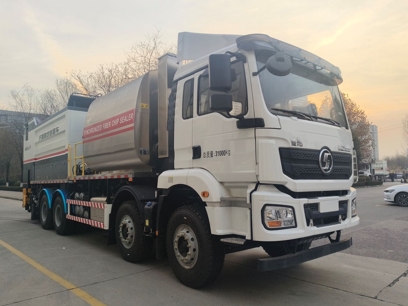 DGL5310TFC-W406A型纖維同步封層車圖片