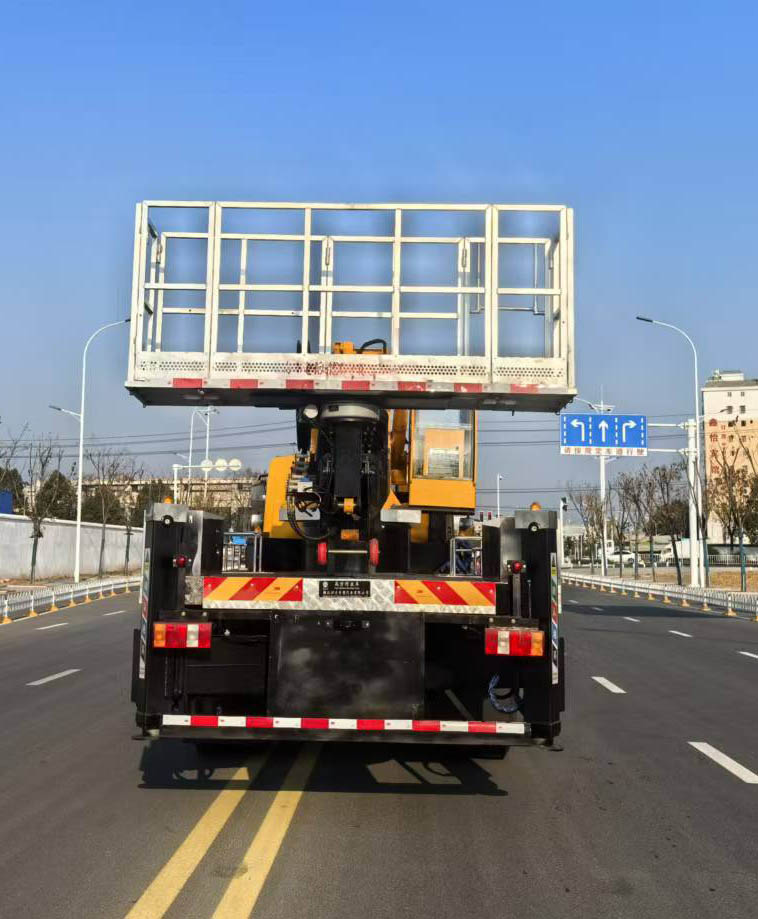 潤(rùn)知星牌SCS5150JGKZZ6高空作業(yè)車公告圖片