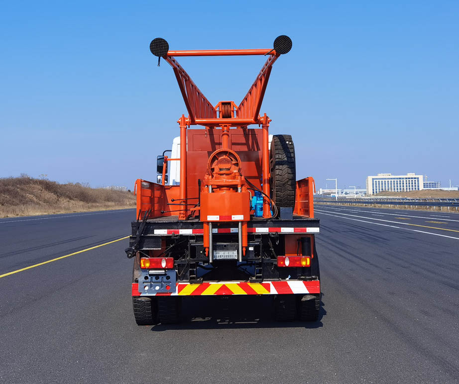 神鷹牌YG5129TZJTDPP100-5J鉆機(jī)車(chē)公告圖片