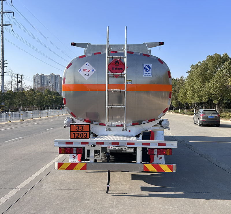 楚飛牌CLQ5263GYY6ZZA鋁合金運油車公告圖片