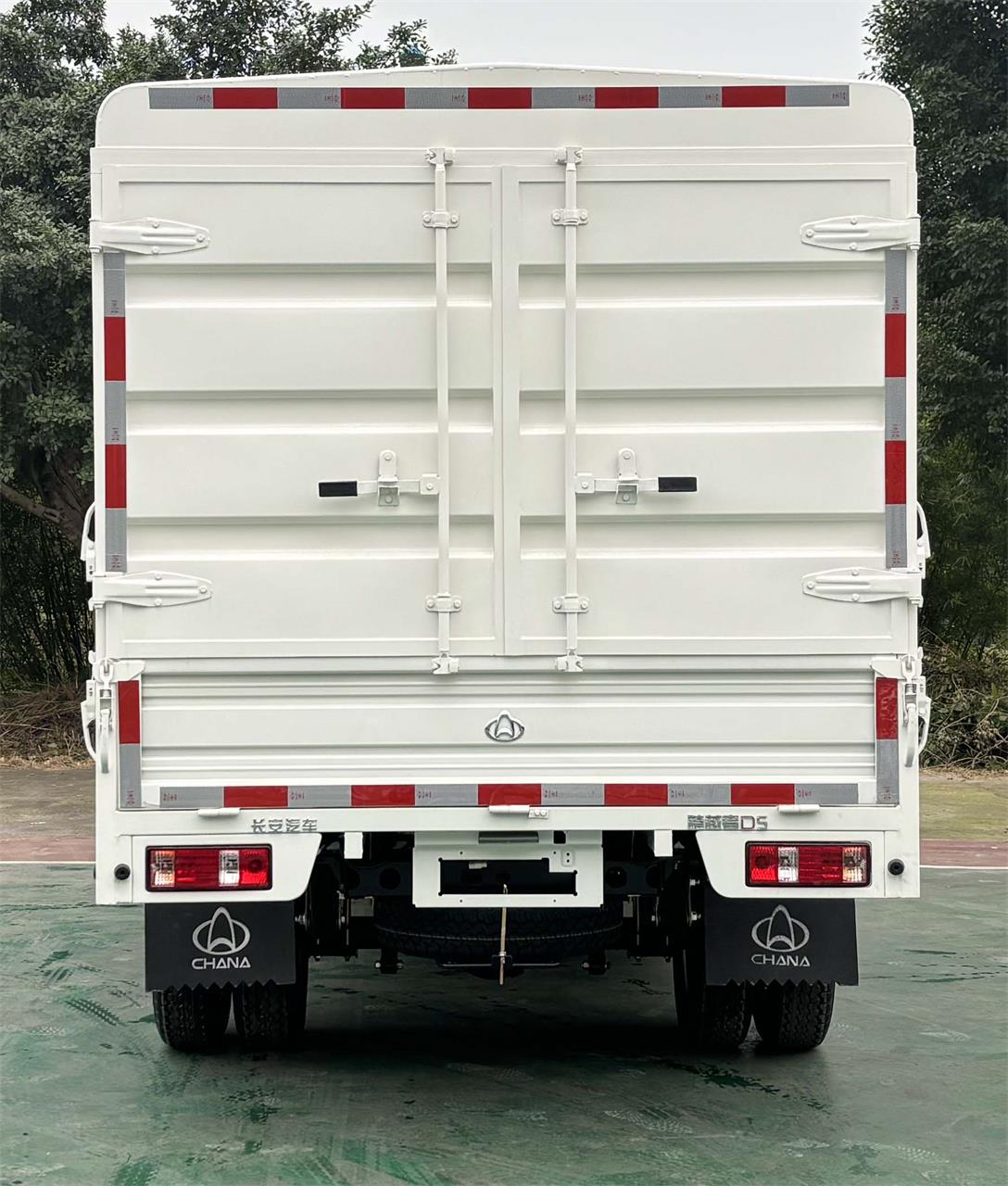 長安牌CKS5032CCYD5DD6B3倉柵式運輸車公告圖片
