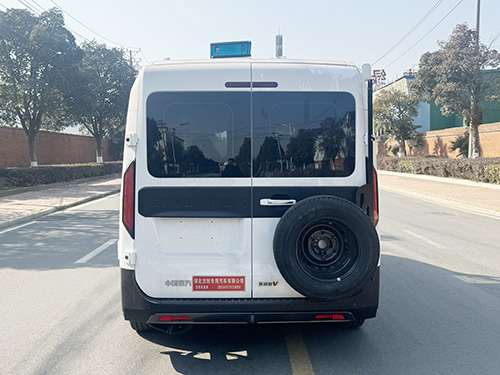 龍牧雙星牌LMX5040TSYYZ6宿營車公告圖片