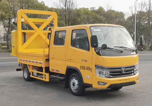 耶律潔牌SWT5040TFZBJ6防撞緩沖車