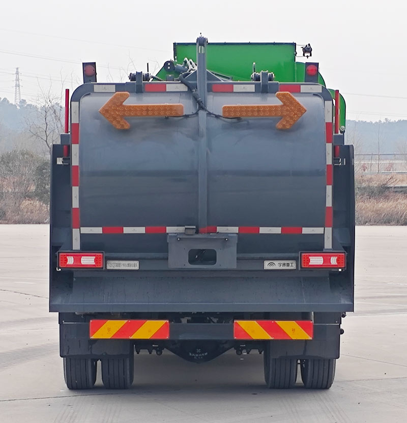 宇通牌YTZ5123TCAD0BEV純電動(dòng)餐廚垃圾車公告圖片