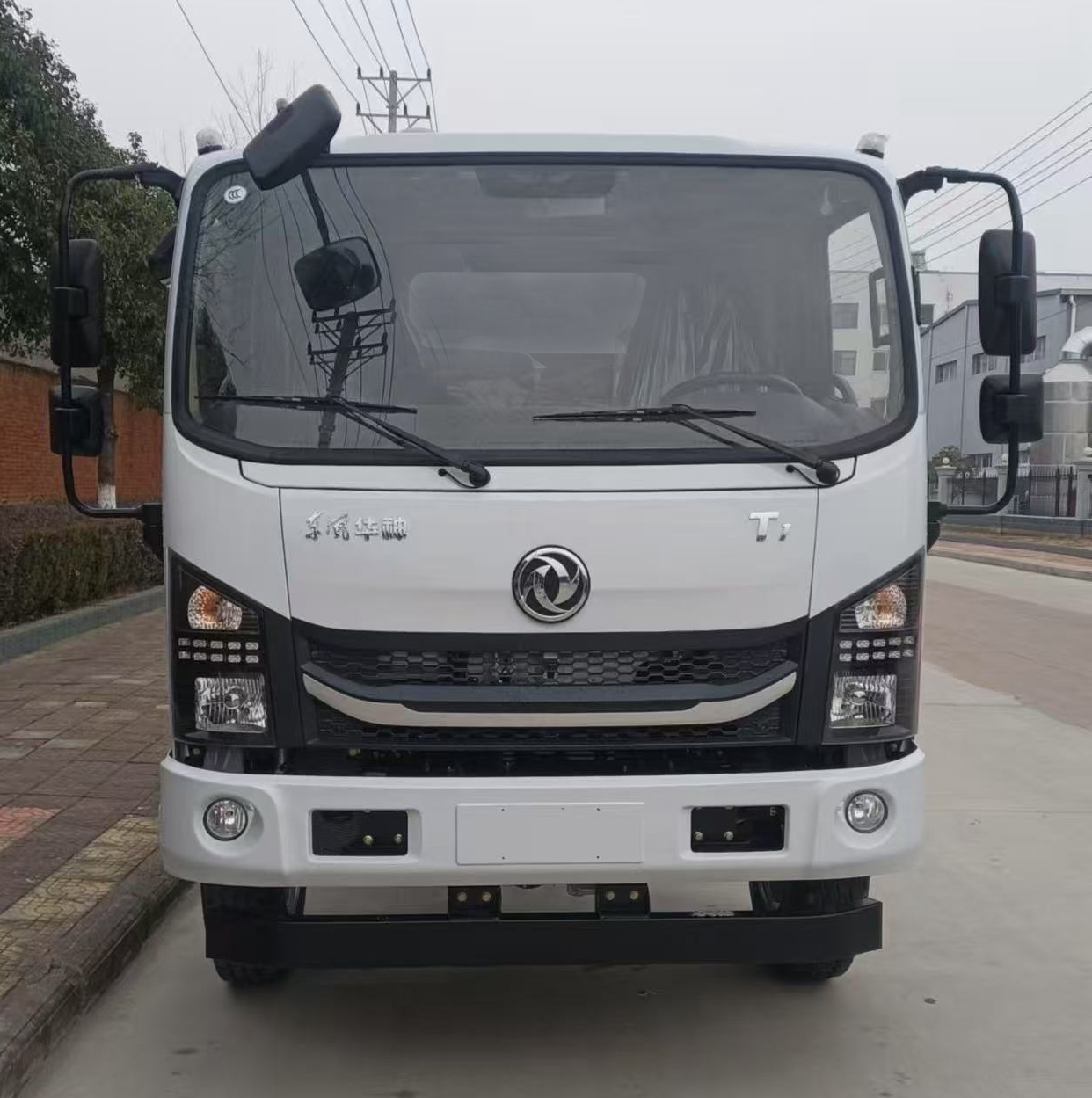 程力威牌CLW5120ZXL6SL廂式垃圾車公告圖片