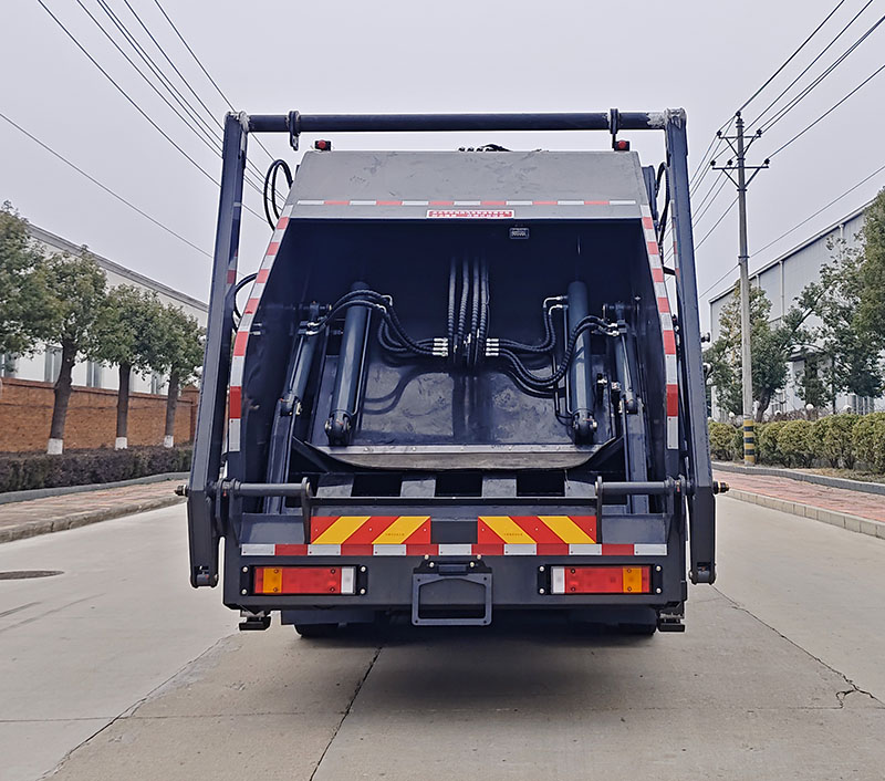 斯太隆牌HZH5251ZYSD6LH壓縮式垃圾車公告圖片