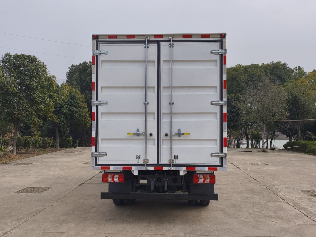 陜汽牌SX5048XXYMA廂式貨車公告圖片