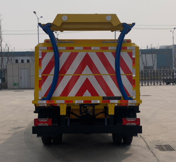 麥德泰牌NJR5043XXH1救險車公告圖片