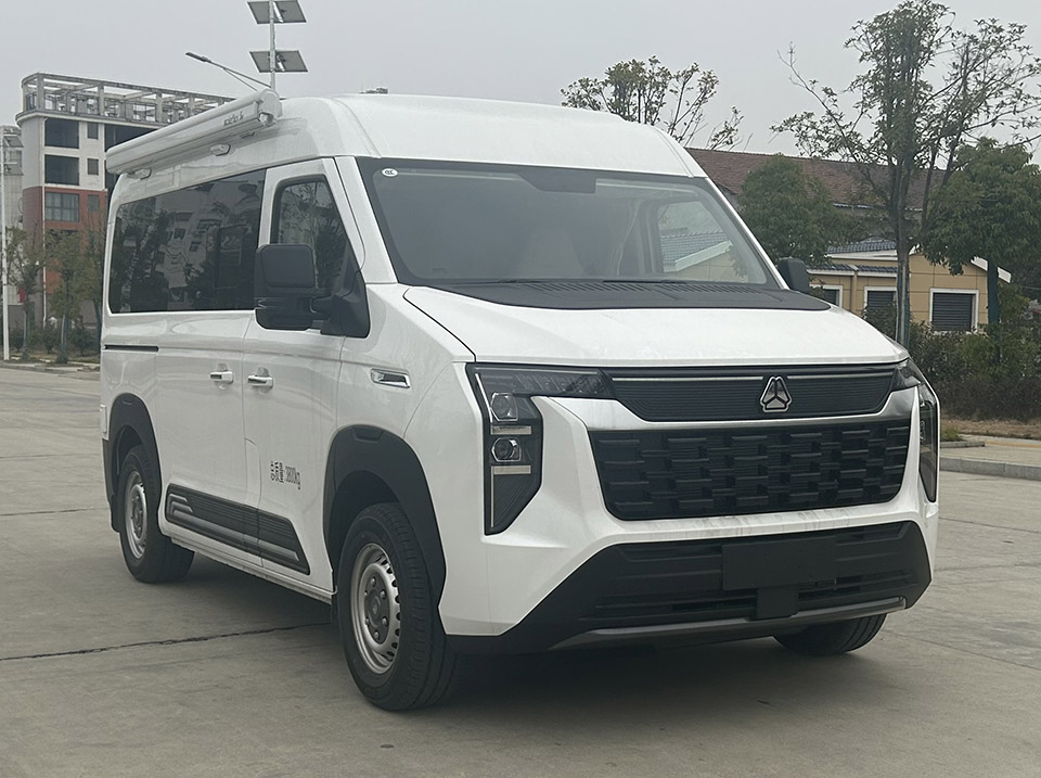 龍星匯牌HLV5044TSYYZ6宿營(yíng)車