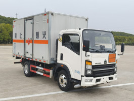 楚胜牌CSC5048XRQZ6易燃气体厢式运输车