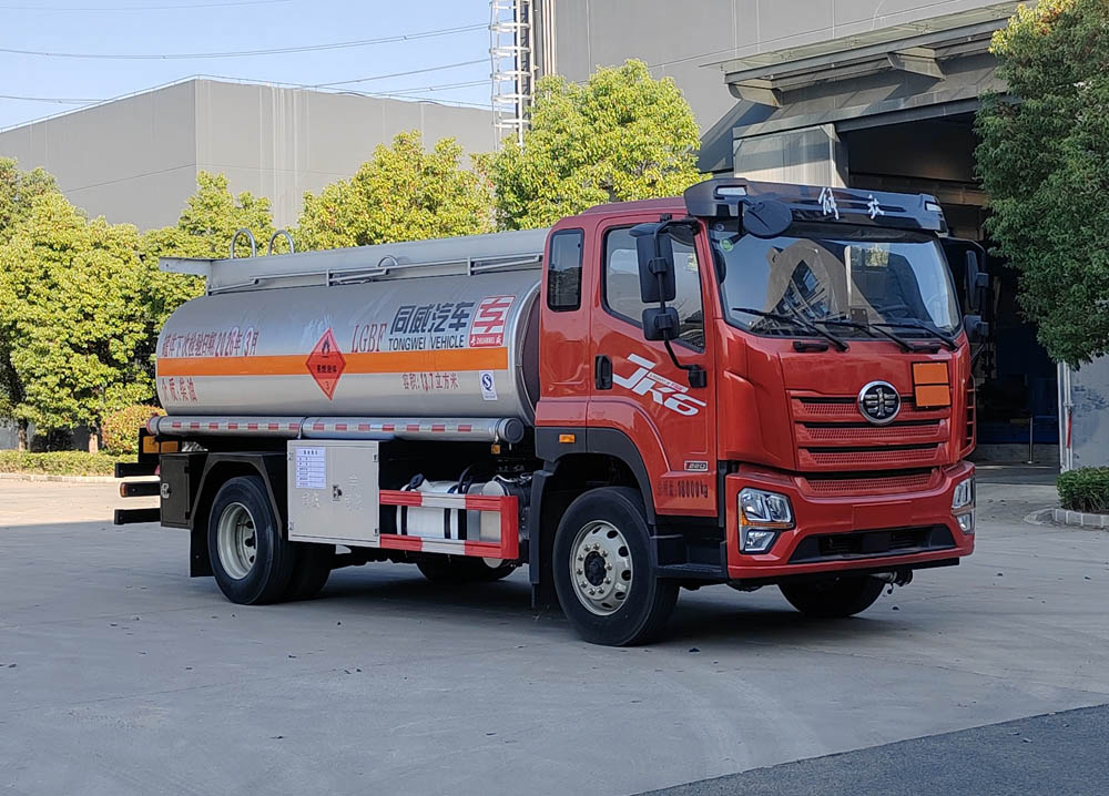 HTW5189GJYCAC6型加油車圖片