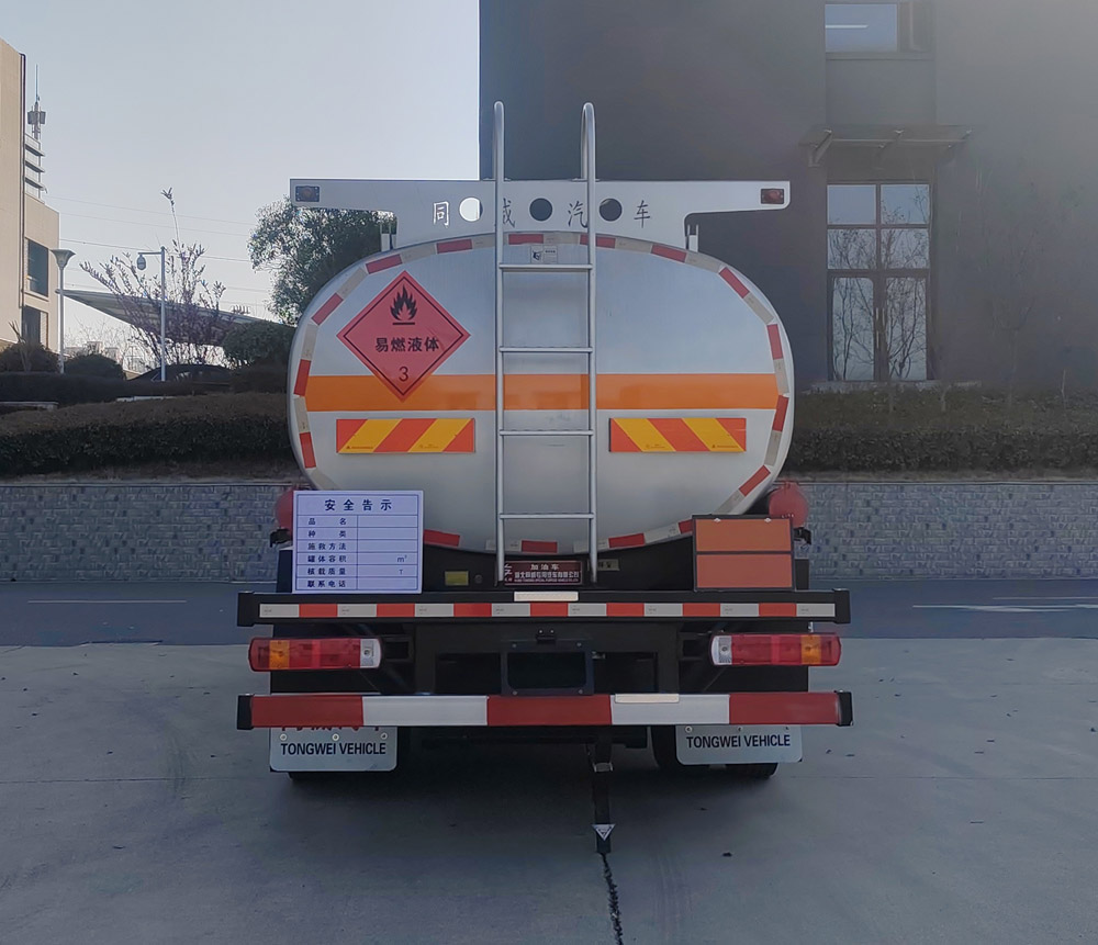 專威牌HTW5189GJYCAC6加油車公告圖片