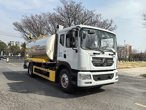 圣工牌HGY5188GLQD6瀝青灑布車