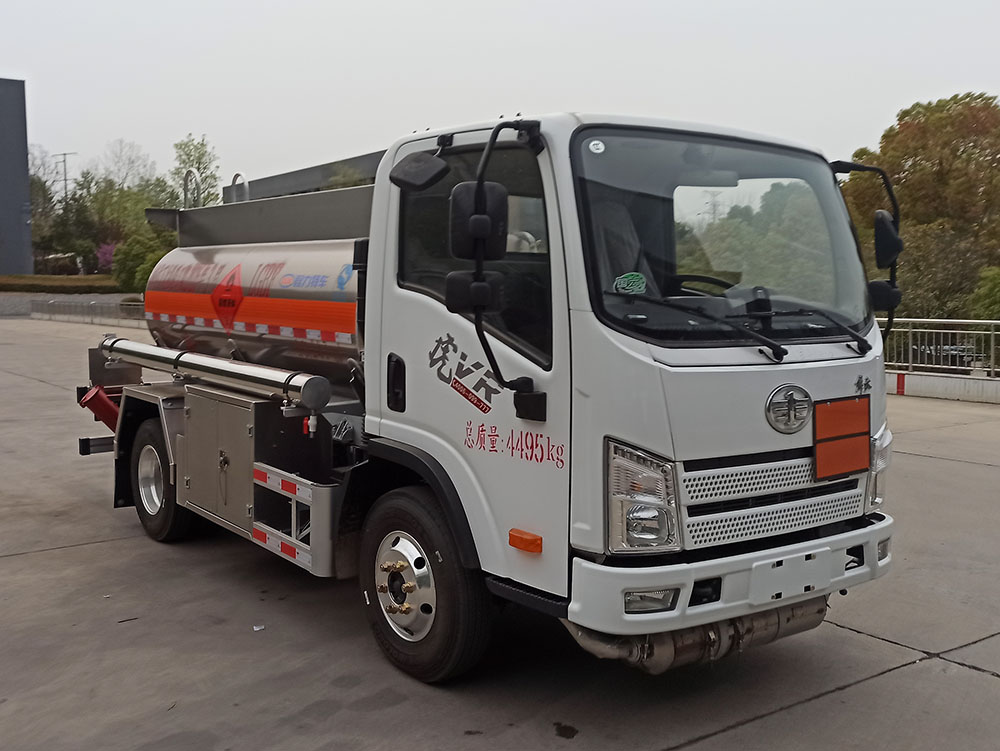 CL5042GJY6BWN型加油車圖片