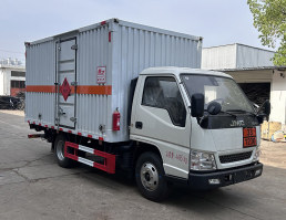 楚飞牌CLQ5040XRY6JX易燃液体厢式运输车